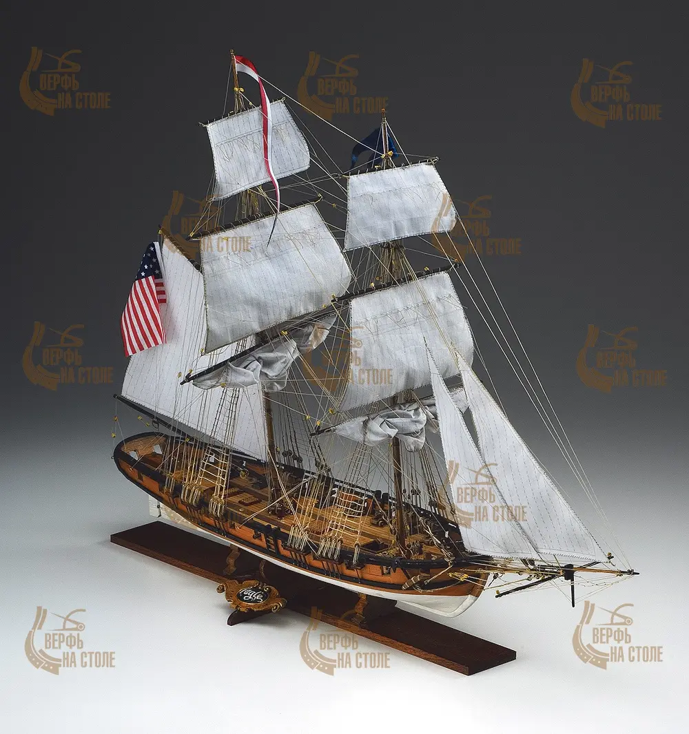 деревянная модель корабля Eagle