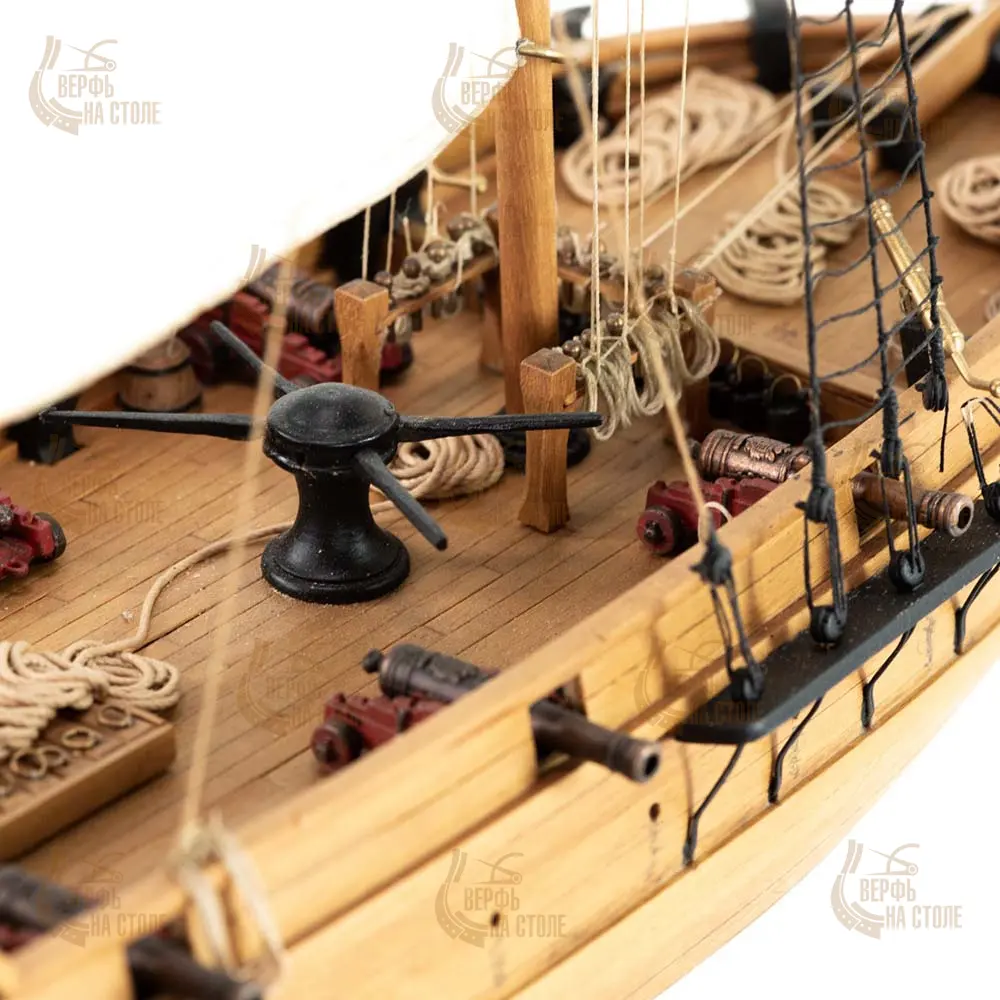 модель корабля Adventure pirate schooner