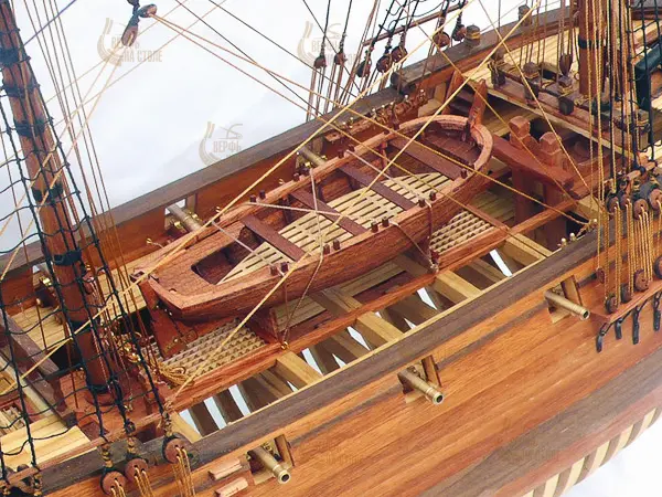 модель корабля для сборки HMS Druid