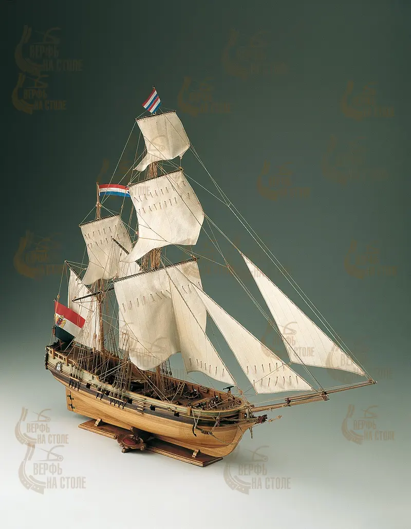 деревянная модель корабля Dolphyn
