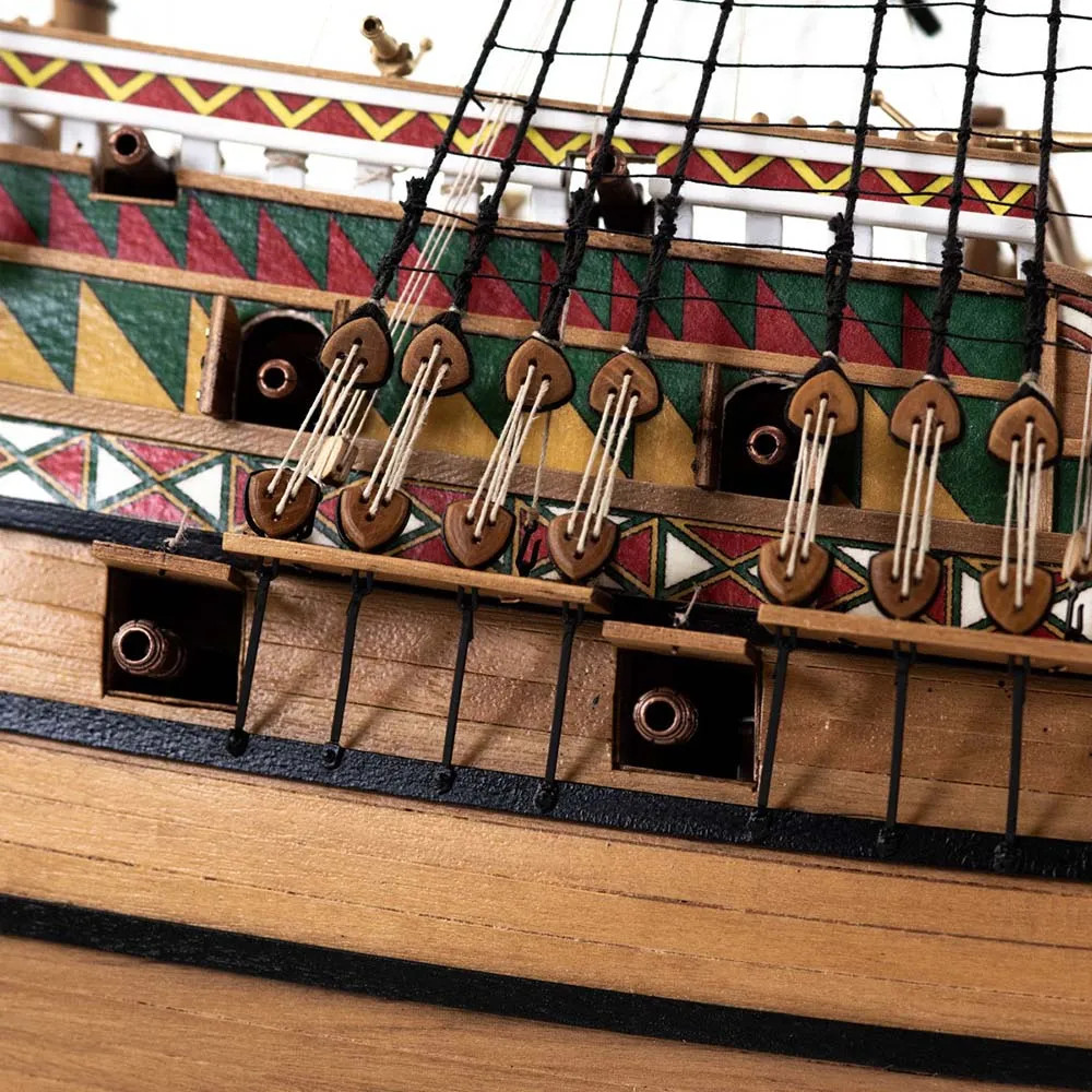 модель корабля Revenge модель корабля Revenge