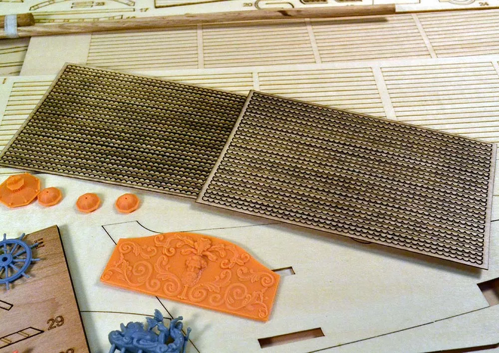 модель корабля для сборки Black Pearl (Черная жемчужина) на дне модель корабля для сборки Black Pearl (Черная жемчужина) на дне