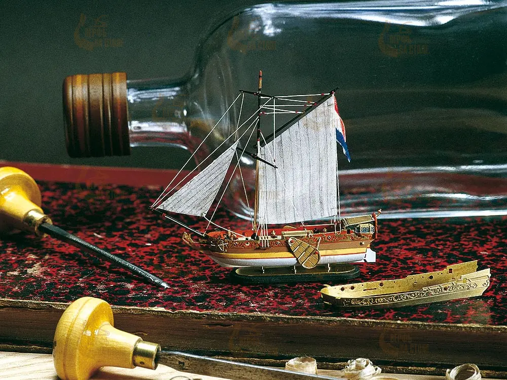 модель корабля Golden Yacht корабль в бутылке